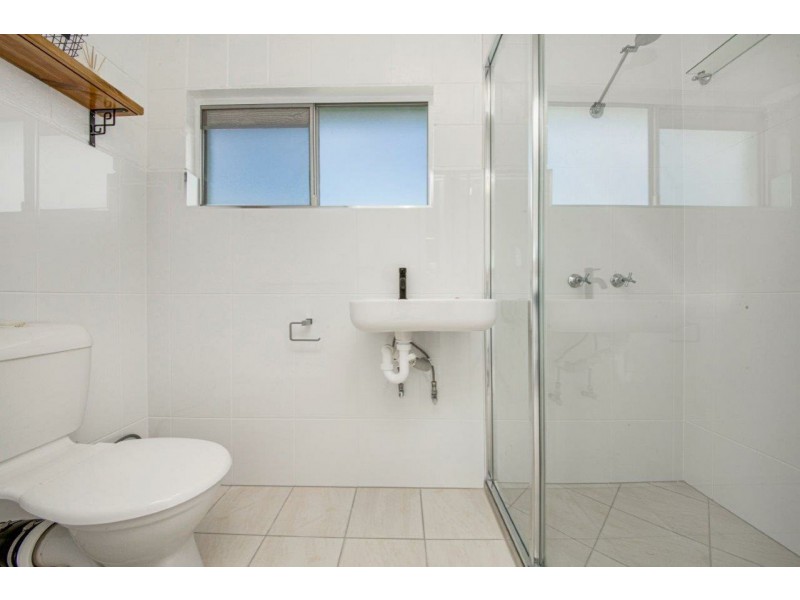 Unit 1 & 2/2 Elizabeth Street, Tannum Sands QLD 4680