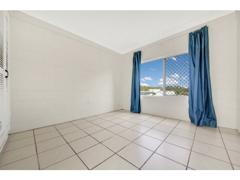 Unit 1 & 2/2 Elizabeth Street, Tannum Sands QLD 4680