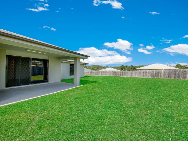 27 Woodland Court, Kirkwood QLD 4680