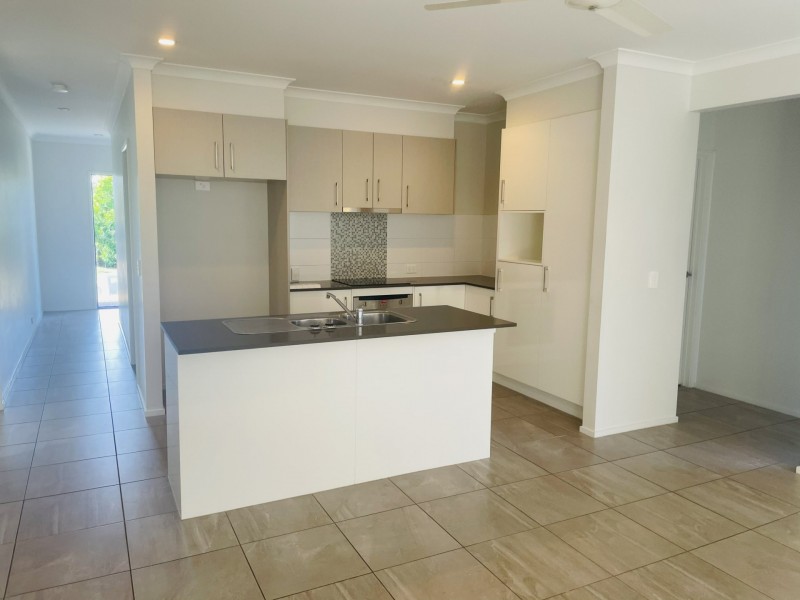 5 Jardine Crescent, Boyne Island QLD 4680