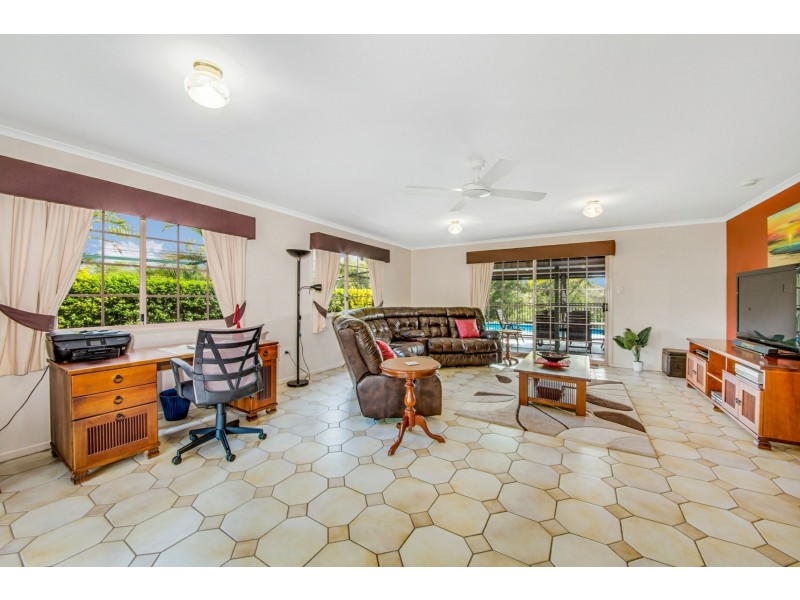25 Kanangra Road, Wurdong Heights QLD 4680