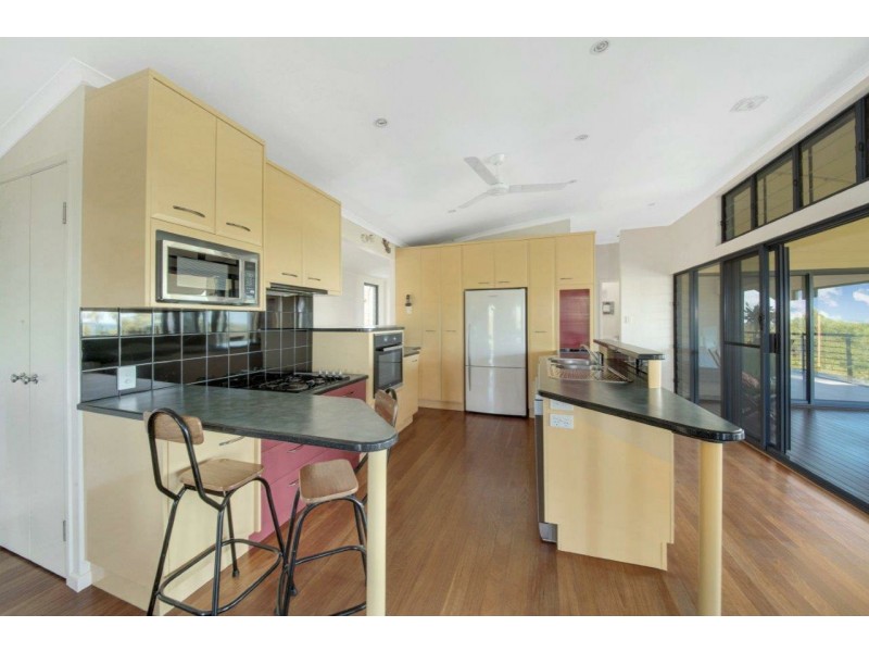 7 Marine Avenue, Tannum Sands QLD 4680