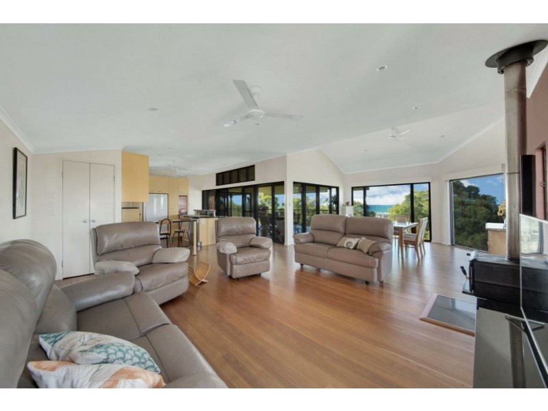 7 Marine Avenue, Tannum Sands QLD 4680