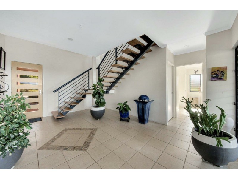 7 Marine Avenue, Tannum Sands QLD 4680