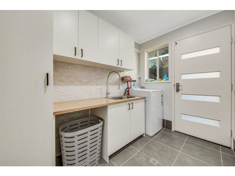 9 Geoffrey Thomas Drive, Tannum Sands QLD 4680