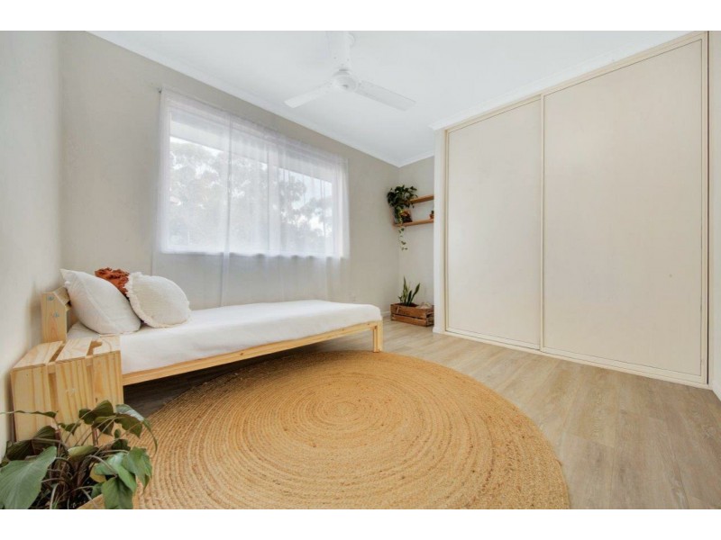 13 Curtis Avenue, Boyne Island QLD 4680