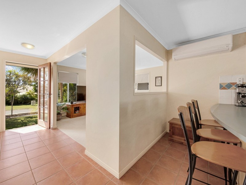 5 Lois Court, New Auckland QLD 4680