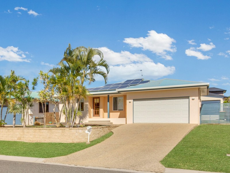 5 Lois Court, New Auckland QLD 4680