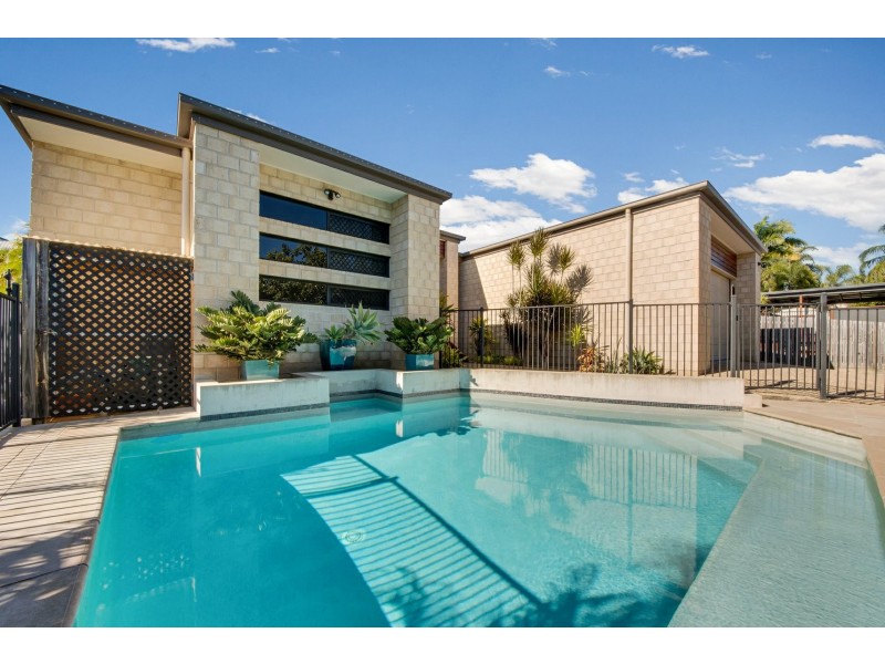 10 Darragh Street, Tannum Sands QLD 4680