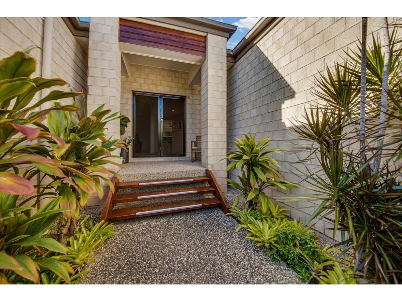 10 Darragh Street, Tannum Sands QLD 4680
