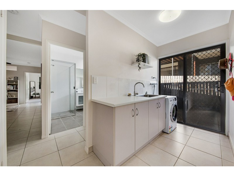 10 Darragh Street, Tannum Sands QLD 4680