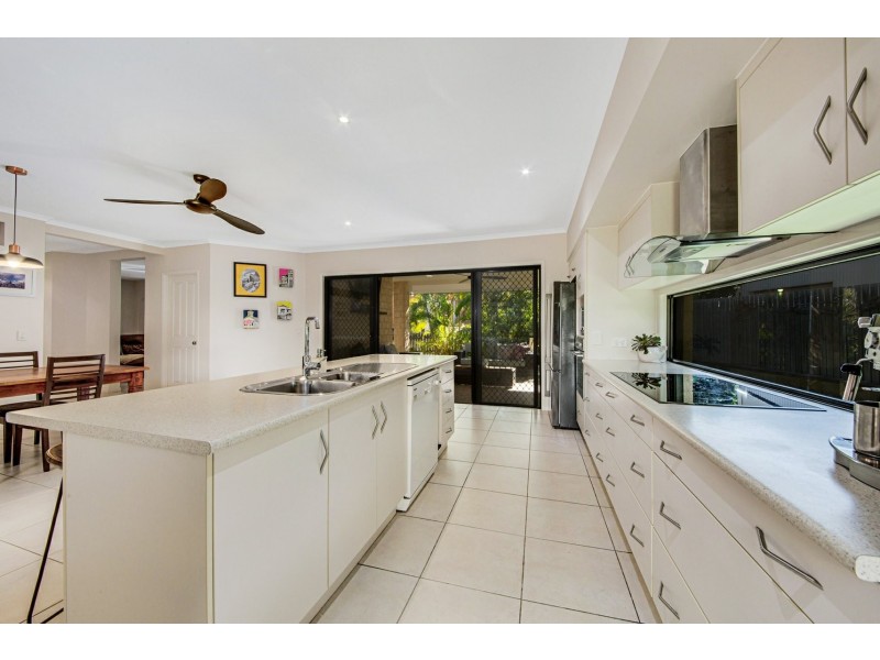 10 Darragh Street, Tannum Sands QLD 4680