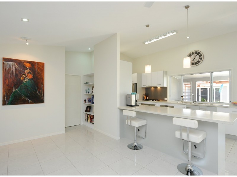 31 McLeod Street, Boyne Island QLD 4680