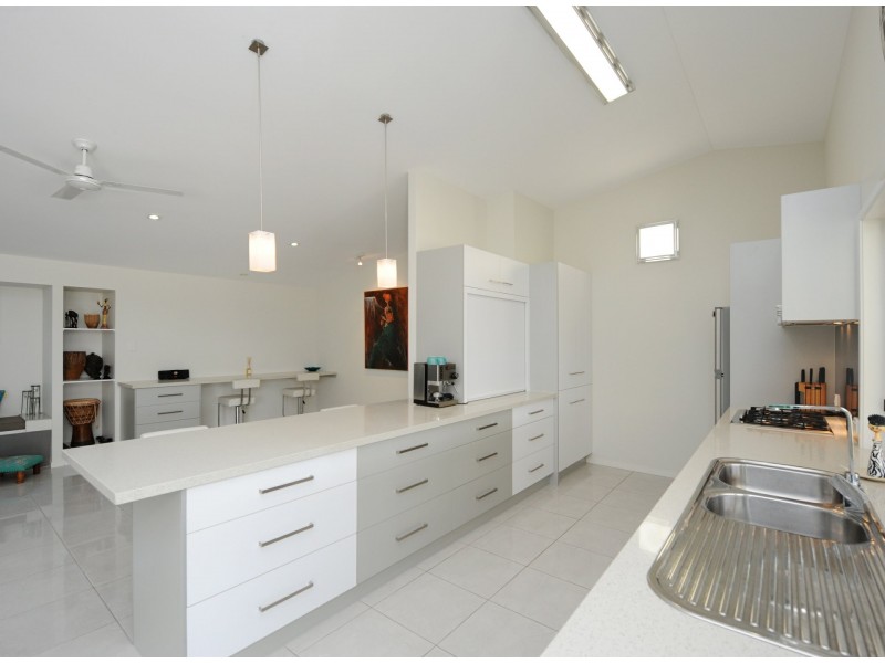 31 McLeod Street, Boyne Island QLD 4680