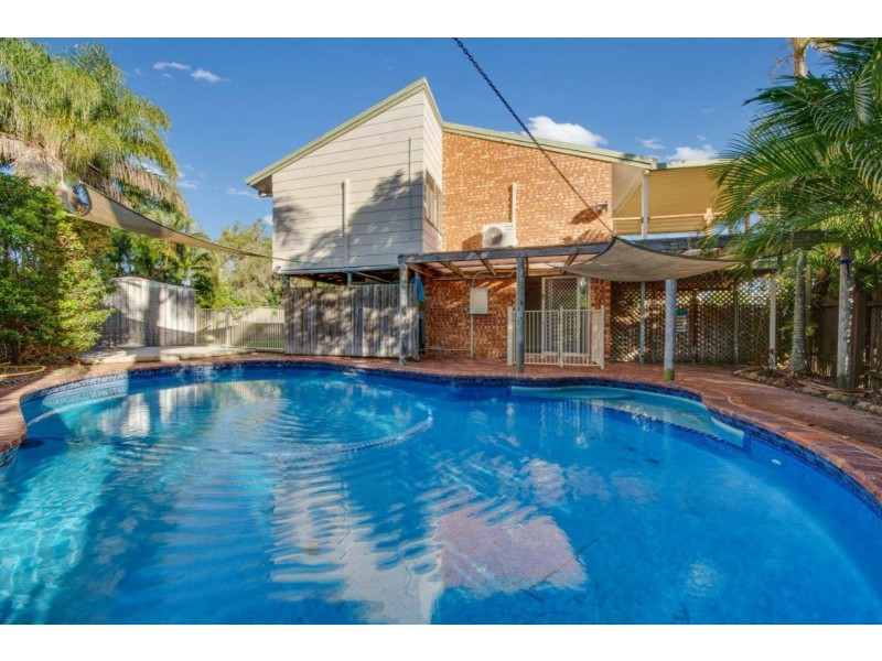 109 TARCOOLA DRIVE, Boyne Island QLD 4680