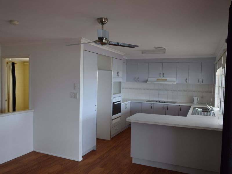 40 MALPAS STREET, Boyne Island QLD 4680