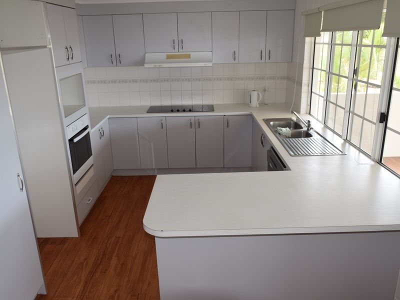 40 MALPAS STREET, Boyne Island QLD 4680