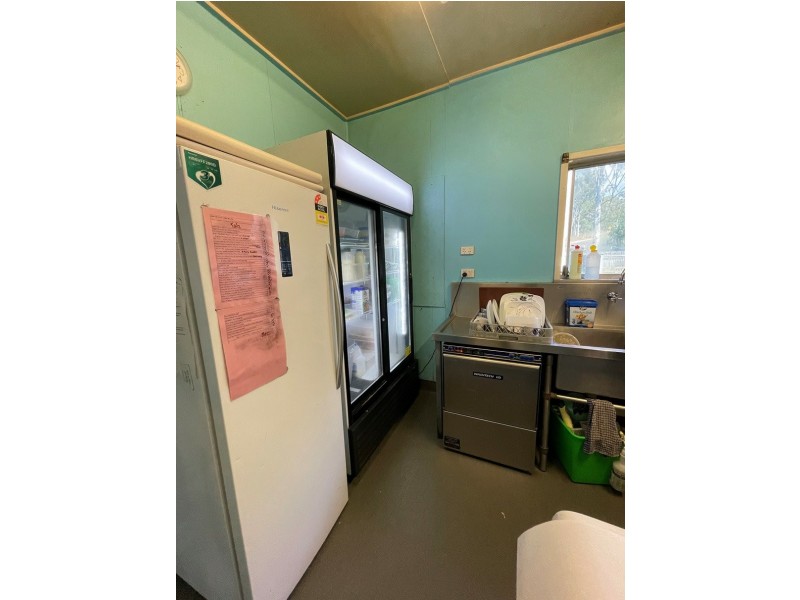 52 Malpas Street, Boyne Island QLD 4680