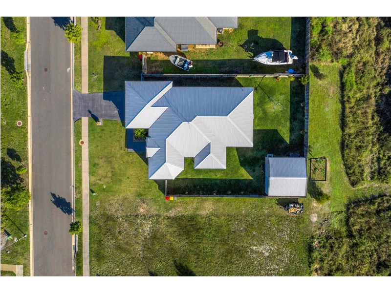 18 Anchor Street, Tannum Sands QLD 4680