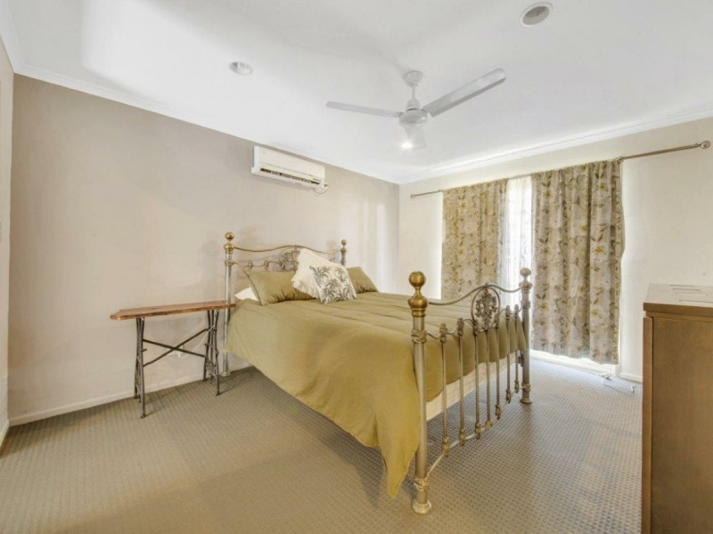 5 Werite Court, Boyne Island QLD 4680