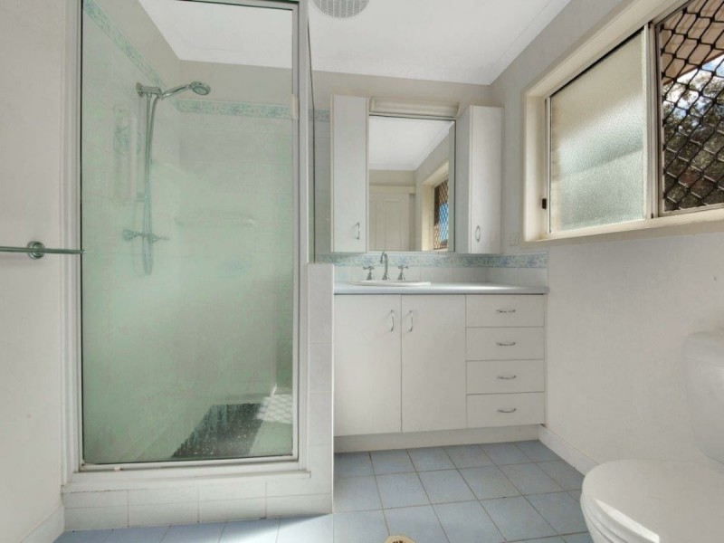 5 Werite Court, Boyne Island QLD 4680