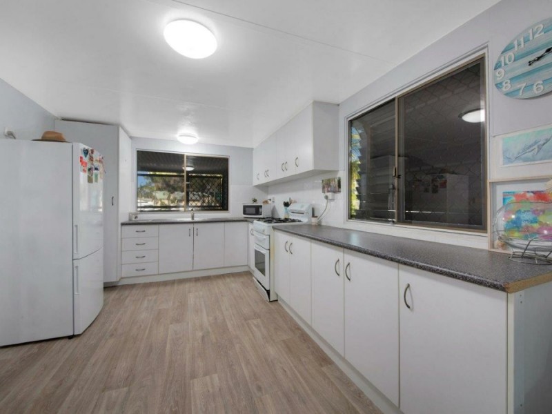 1 Jacaranda Drive, Boyne Island QLD 4680