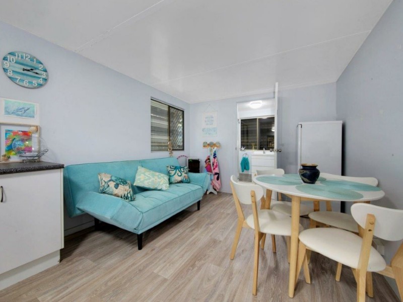 1 Jacaranda Drive, Boyne Island QLD 4680