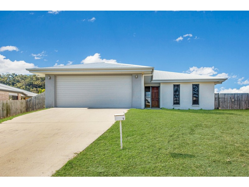 7 Surita Court, Boyne Island QLD 4680