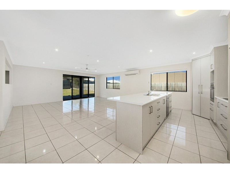 7 Surita Court, Boyne Island QLD 4680