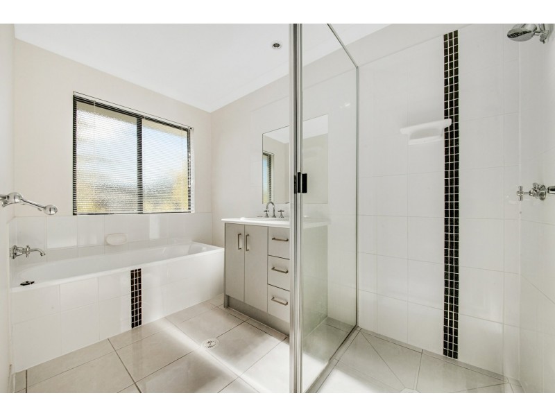 7 Surita Court, Boyne Island QLD 4680