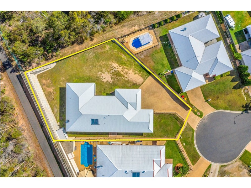 16 Karumba Court, Tannum Sands QLD 4680