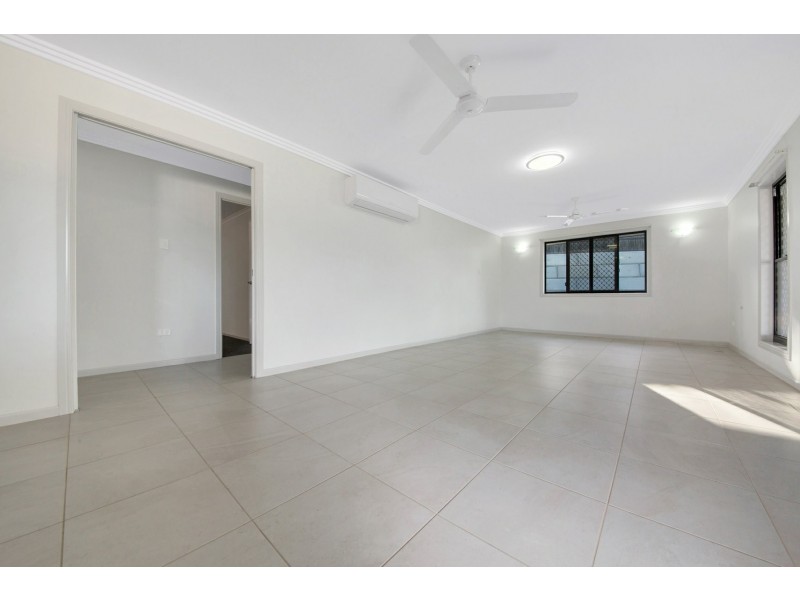 16 Karumba Court, Tannum Sands QLD 4680