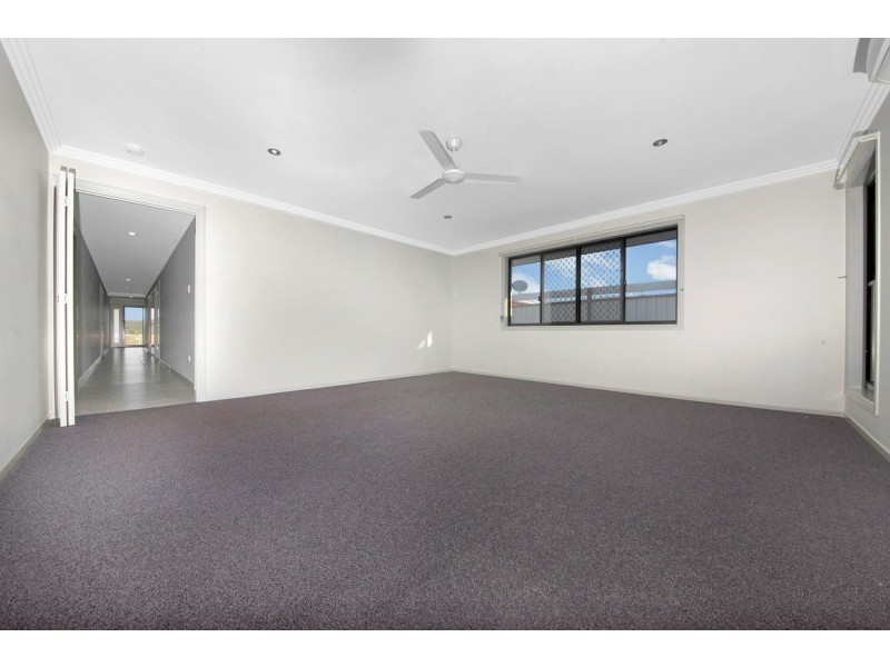 16 Karumba Court, Tannum Sands QLD 4680