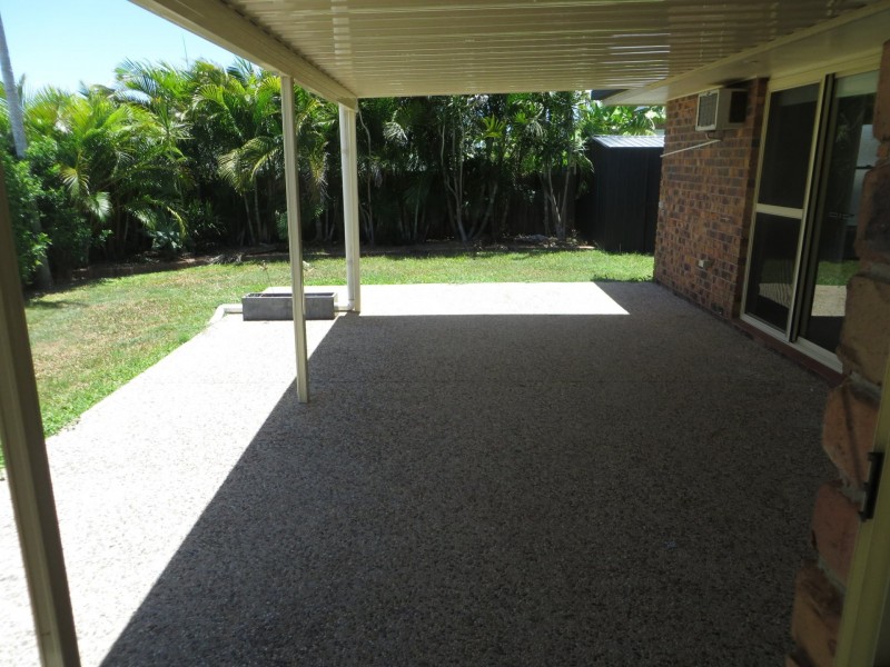 26 Curtis Avenue, Boyne Island QLD 4680