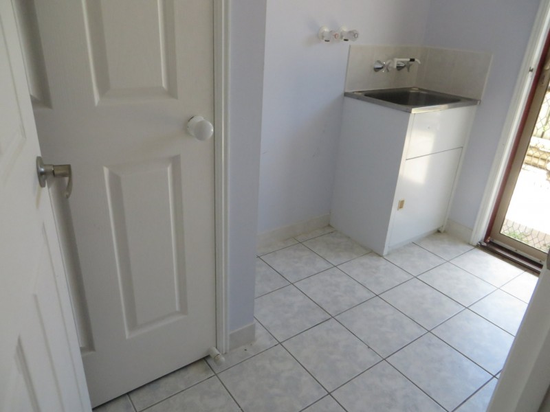 26 Curtis Avenue, Boyne Island QLD 4680