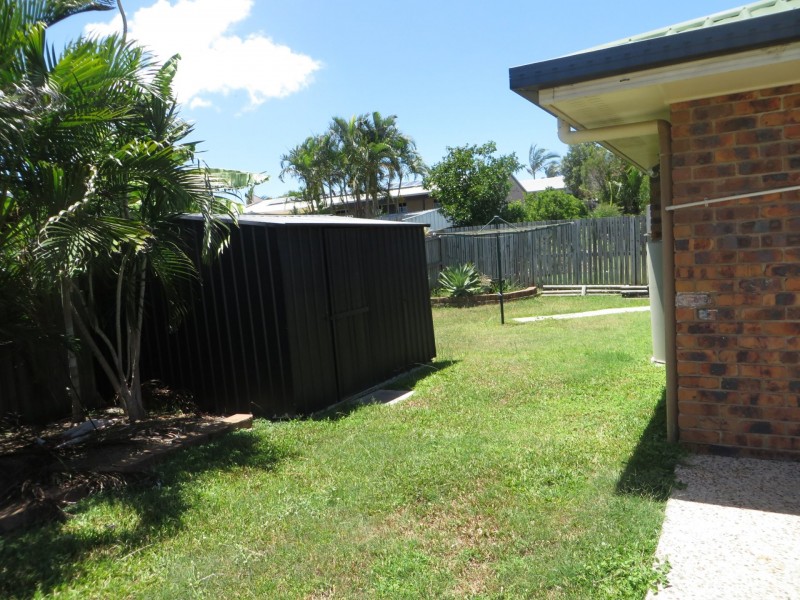 26 Curtis Avenue, Boyne Island QLD 4680