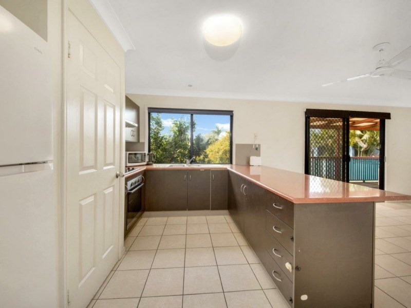 33 Tyson Crescent, Tannum Sands QLD 4680