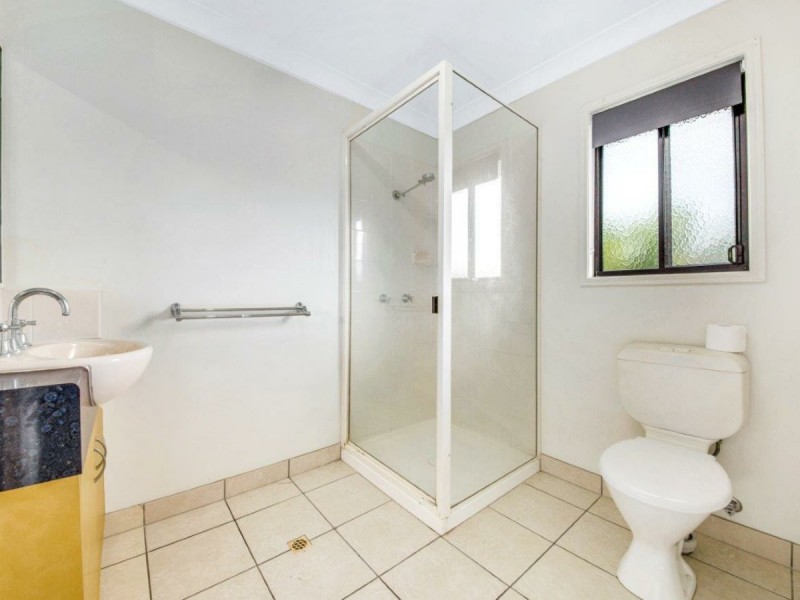 33 Tyson Crescent, Tannum Sands QLD 4680