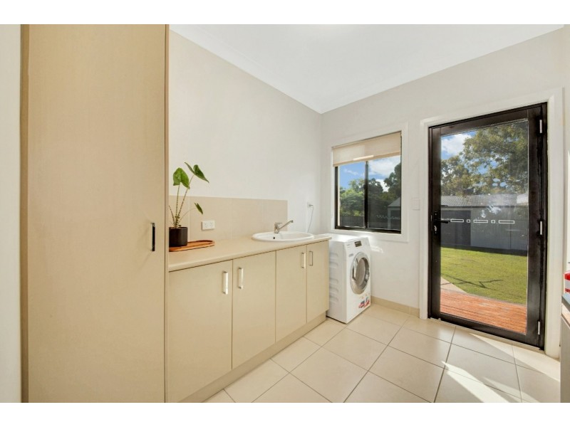 9 Ronpen Close, Tannum Sands QLD 4680