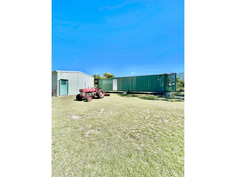 206 Bells Road, Rodds Bay QLD 4678