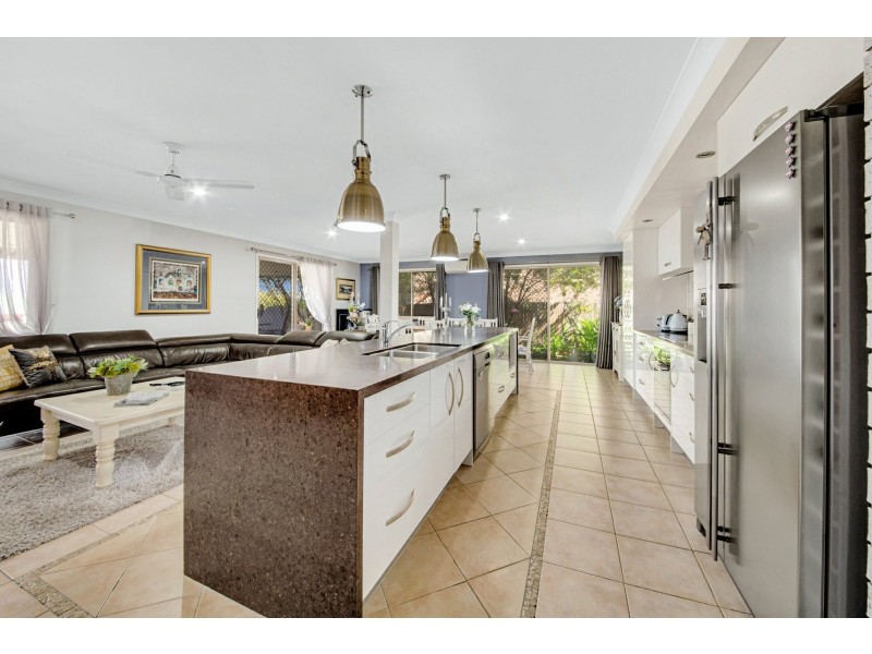 30 Jarrah Drive, Boyne Island QLD 4680