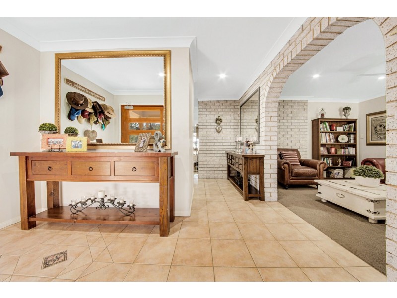 30 Jarrah Drive, Boyne Island QLD 4680