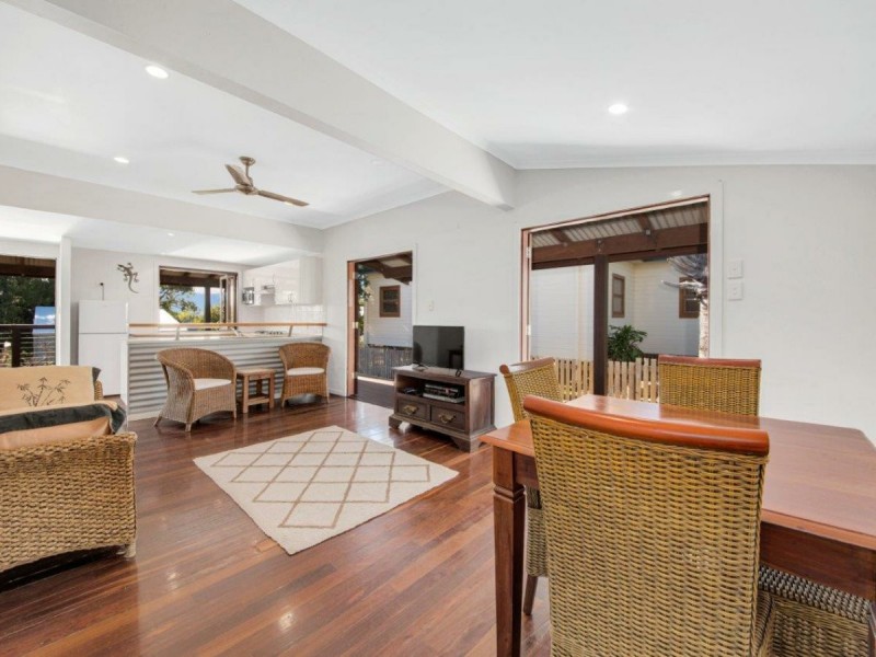 22 Pacific Avenue, Tannum Sands QLD 4680