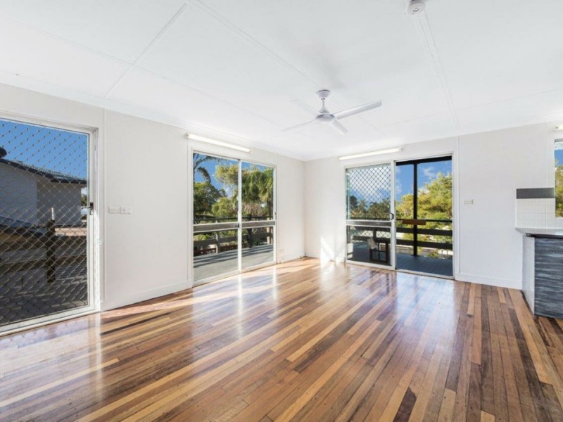 49 Amaroo Street, Boyne Island QLD 4680