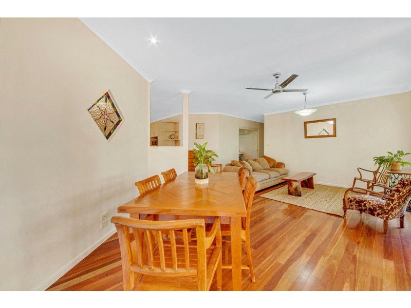 13 Coal Crescent, Tannum Sands QLD 4680