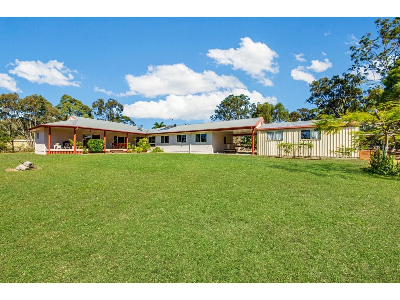 13 Coal Crescent, Tannum Sands QLD 4680