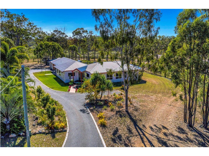 13 Coal Crescent, Tannum Sands QLD 4680