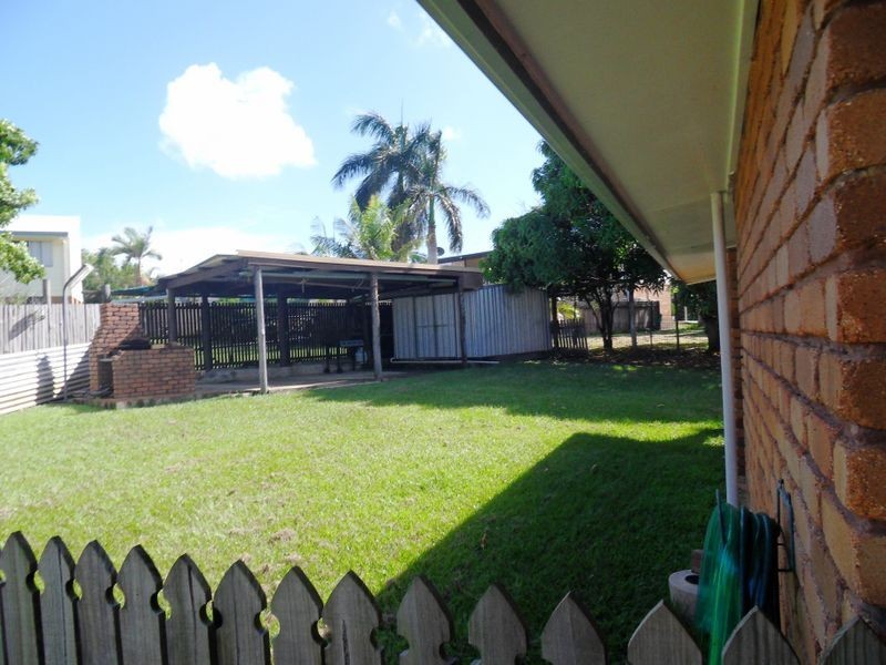 6 IRVING COURT, Boyne Island QLD 4680