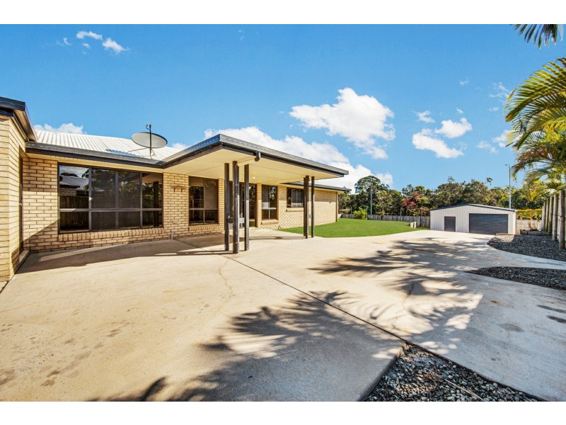 16 Golf View Drive, Boyne Island QLD 4680