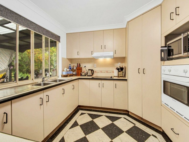 17 Beltana Drive, Boyne Island QLD 4680